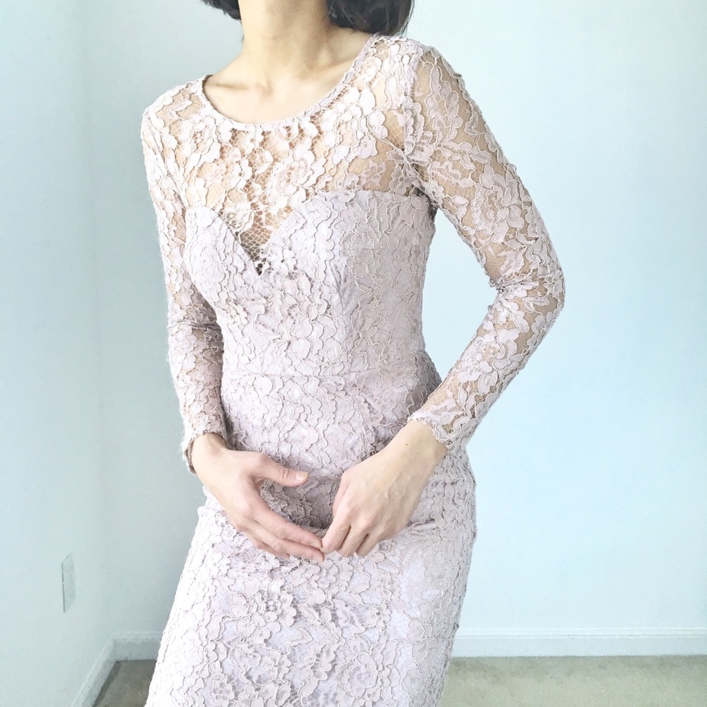 Carissa sweetheart body hugging lace dress - Picture 3 of 7